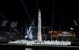 Le spectacle "Paradoxe" place de la Concorde à Paris, lors de la cérémonie d'ouverture des Jeux paralympiques Paris-2024, le 28 août 2024