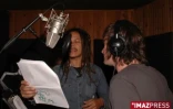 Samedi 27 septembre 2008 -

Cali et Thierry Gauliris du groupe Baster ont enregistré un duo dans un studio de Marseille. Le morceau figurera dans le prochain album de Baster (Imaz Press Réunion)