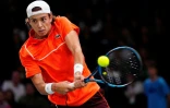 Arthur Cazaux lors de la victoire face à l'Américain Ben Shelton en clôture du programme au Masters 1000 de Paris le 30 octobre 2024. Avec la qualification du 85e joueur mondial, ils seront cinq Français en huitièmes de finale à Bercy: du jamais vu depuis 2009