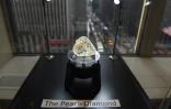 Le "diamant de la paix", lors de sa vente le 4 décembre 2017 à New York
