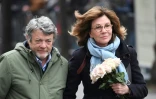 L'ancien ministre Jean-Louis Borloo et la journaliste Béatrice Schönberg, assistent aux funérailles de France Gall, à Paris, le 12 janvier 2018