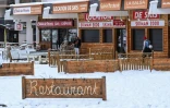 Des boutiques fermées à la station de ski de Villard-de-Lans, le 5 janvier 2021 en Isère