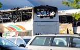 L'autocar endommagé par une explosion visant un groupe de touristes israéliens à l'aéroport de Bourgas en Bulgarie le 18 juillet 2012