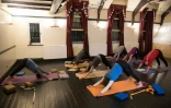 Cours de yoga au Ye Olde Cross, le 5 février 2020 à Ryton, dans le nord-est de l'Angleterre