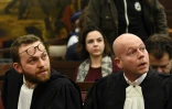 Les avocats de Salah Abdeslam, Sven Mary (d) et Romain Delcoigne (g), au Palais de Justice de Bruxelles, le 5 février 2018