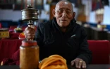 Tsultrim, ancien combattant de la guérilla tibétaine soutenue par la CIA, lors d'un entretien avec l'AFP à Dharamsala, le 19 février 2024 en Inde
