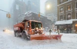 Un chasse-neige le 24 janvier 2016 à New York