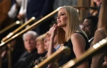 Ivanka Trump écoute son père Donald Trump lors de son discours sur l'état de l'Union, le 4 février 2020 au Capitole, à Washington