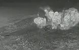 Cette capture d'écran montre des explosions produites par l'armée israélienne sur des infrastructures souterraines du Hezbollah dans le sud du Liban, le 10 septembre 2026