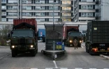 Arrivée du convoi militaire sur le parking de l'hôpital de Mulhouse, le 21 mars 2020