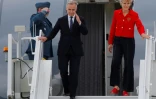 Le Premier ministre canadien Mark Carney à son arrivée à l'aéroport de Calgary pour le sommet du G7, le 15 juin 2025