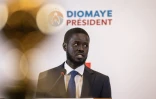Bassirou Diomaye Faye, lors de sa première conférence de presse après sa victoire à la présidentielle, le 25 mars 2024 à Dakar, au Sénégal 