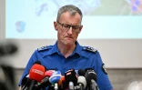Michael Leupold, commandant de la police cantonale d'Argovie, lors d'une conférence de presse après une fusillade lors d'une rave-party à Aarau, le 30 août 2026 dans le nord de la Suisse