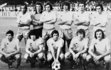 Rolland Courbis (debout, troisième en partant de la droite) alors joueur du FC Sochaux, avec ses coéquipiers, le 24 août 1976