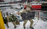 Des soldats danois débarquent au port de Nuuk au Groenland le 18 janvier 2026