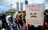 Des habitants manifestent le 9 avril 2022 à Colombo contre le gouvernement du Sri Lanka, en proie à une grave crise économique