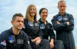 (g-d) L'équipage de la mission "Polaris Dawn" de SpaceX: le milliardaire Jared Isaacman, les employées de SpaceX Anna Menon et Sarah Gillis, et le pilote Scott Poteet, le 11 février 2022 