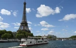 Un bateau sur la Seine, le 17 juillet 2023 à Paris