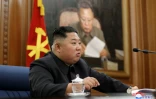 Photo non datée fournie le 22 décembre 2019 par l'agence nord-coréenne Kcna du leader Kim Jong Un lors d'une réunion dans un lieu non précisé