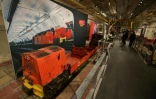 Un wagon du train postal de Londres, datant de 1980, au Musée de la Poste de Londres, le 26 juillet 2017