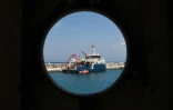 A bord du bateau Ina Virazon II, utilisé pour des expéditions sous-marines d'archéologie, en Albanie le 17 juillet 2018