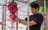 Hajime Kinoko, l'un des plus connus artistes japonais de "shibari", l'art des cordes, le 26 mai 2025 à Tokyo