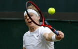 Le Canadien Denis Shapovalov face au Russe Karen Khachanov en quart de finale de Wimbledon, le 7 juillet 2021