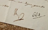 Photo non datée, diffusée par Raab Collection à Philadelphie, d'une lettre du 14 septembre 1812 signée par l'empereur français Napoléon Ier lors de la campagne de Russie