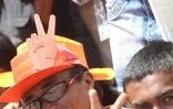 Lundi 2 fevrier 2009
 Antananarivo meeting du maire Andry Rajoelina devant 10000 personnes sur la place du 13 mai