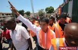 Lundi 2 fevrier 2009
 Antananarivo meeting du maire Andry Rajoelina devant 10000 personnes sur la place du 13 mai