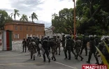 Samedi 7 Fevrier 2009

Antanarivo la police à tiré dans la foules provoquant des dizaines de morts

Photo Fidisoa Ram