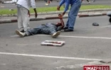 Samedi 7 Fevrier 2009

Antanarivo la police à tiré dans la foules provoquant des dizaines de morts

Photo Fidisoa Ram