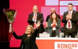 Magdalena Andersson (g), ministre des Finances suédoise, est élue à la tête du Parti social-démocrate, à Göteborg, le 4 novembre 2021