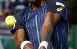 Gaël Monfils face à l'Espagnol Marcel Granollers en quarts de finale au Masters 1000 de Monte-Carlo, le 15 avril 2016