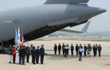 Une garde d'honneur de soldats américains accueille le retour de 55 dépouilles de soldats américains tués lors de la guerre de Corée, le 27 juillet 2018 sur la base aérienne sud-coréenne de Pyeongtaek.