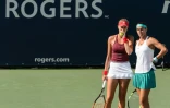 Kristina Mladenovic et Carolina Garcia, le 29 juillet 2016 à Montréal