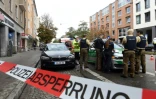 Des policiers établissent un périmètre de sécurité, le 21 octobre 2017 à Munich