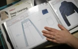 Un patron de couture pour des pièces de la collection de denim Imki généré par l'IA dans les bureaux de la start-up Imki à Schiltigheim, près de Strasbourg, le 26 février 2025 dans le Bas-Rhin