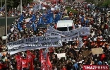 Jeudi 5 mars 2009 : la grève a fait descendre 10 à 15 000 manifestants dans les rues de Saint-Denis