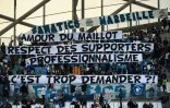 les Fanatics demandent "l'amour du maillot" ou "le respect des supporters" sur des banderoles affichées dans les tribunes du Vélodrome lors du match face à Caen, le 5 novembre 2017