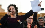 Mattia Santori, l'un des fondateurs du mouvement antifasciste des "sardines", s'exprime lors d'une manifestation à Rome le 14 décembre 2019