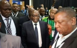 L'ancien président sud-africain Jacob Zuma (c) arrive au Centre national des résultats de la Commission électorale indépendante (CEI) à Midrand, le 1er juin 2024