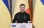 Le président ukrainien Volodymyr Zelensky, le 8 avril 2025 en conférence de presse à Kiev