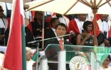 Samedi 21 mars 2009 - Stade de Mahamasina à Antananarivo

Lors de la cérémonie d'investiture d'Andry Rajoelina (TGV) à la tête de la République malgache (Photo D.R)
