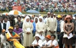 Samedi 21 mars 2009 - Stade de Mahamasina à Antananarivo

Lors de la cérémonie d'investiture d'Andry Rajoelina (TGV) à la tête de la République malgache (Photo D.R)