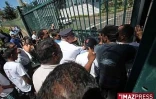 Lundi 23 Mars 2009

Une partie des chefs d'entreprise de la FER (fédération des entreprises de La Réunion) ont forcé le portail du conseil régional