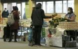 "J'ai besoin de tout" : les étudiants toujours plus nombreux aux distributions alimentaires