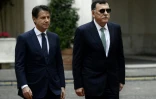Le Premier ministre italien Giuseppe Conte (L) et le chef du gouvernement d'union nationale libyen (GNA) Fayez al-Sarraj à Rome le 26 octobre 2018