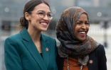 Les parlementaires Alexandria Ocasio-Cortez (G) et Ilhan Omar (D) le 7 février à Washington