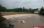 Saint-Pierre lundi 6 avril 2009 -

Une voiture a été emportée par la rivère d'Abord - Photo Nano